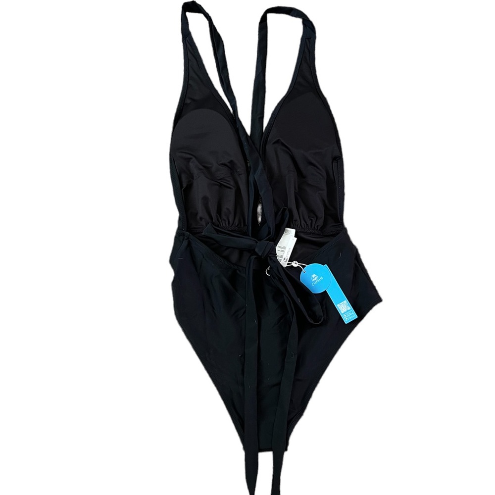 Cupshe One Piece Swimsuit - Picture 4 of 4
